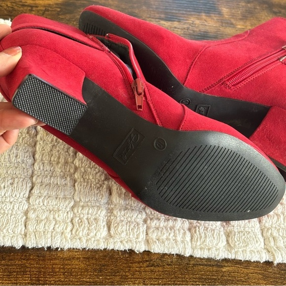 Jaclyn Smith Women's Dulce Fashion Bootie - Red Size 10 - Picture 11 of 12